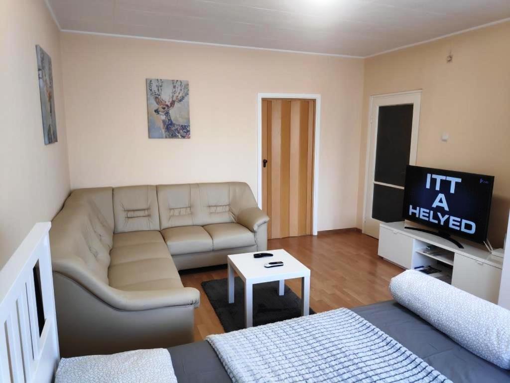 SzekszárdKoelcsey Apartman公寓 外观 照片